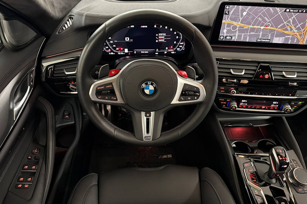 Thumbnail: 2023 BMW M5 - 11