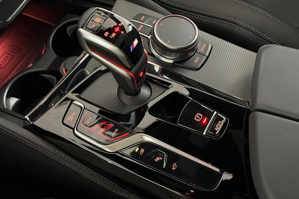 Thumbnail: 2023 BMW M5 - 14