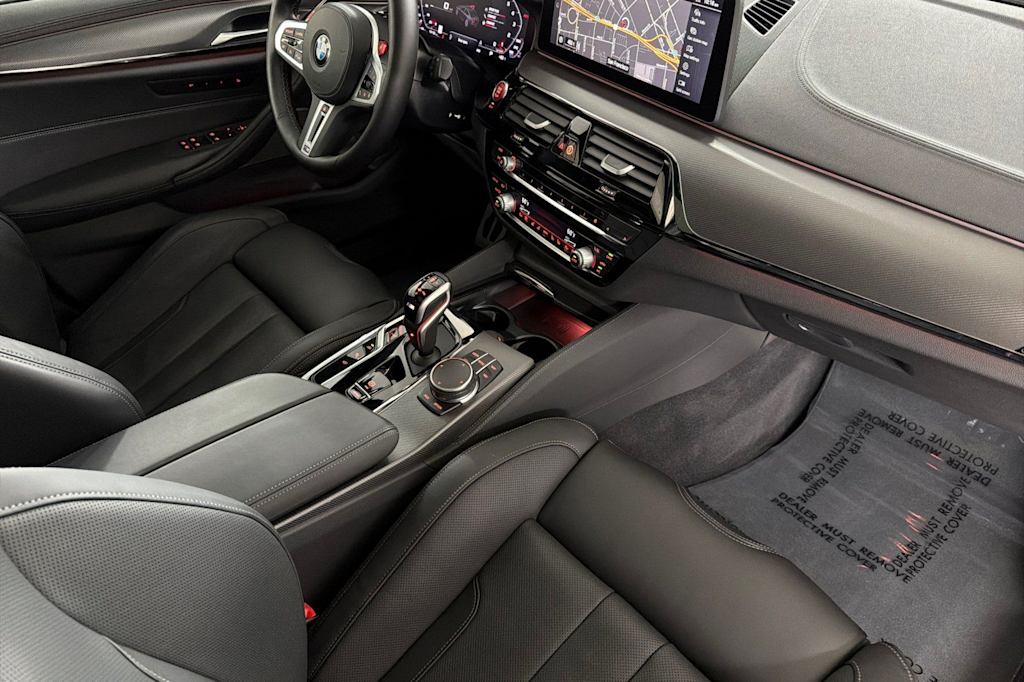 Thumbnail: 2023 BMW M5 - 12