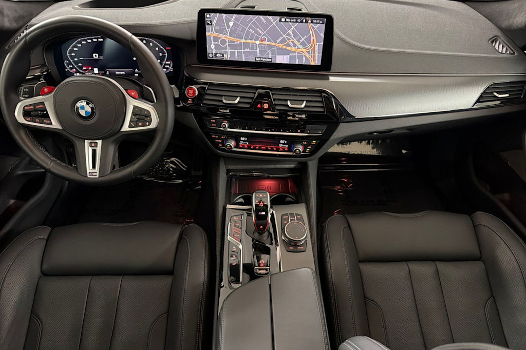 Thumbnail: 2023 BMW M5 - 2