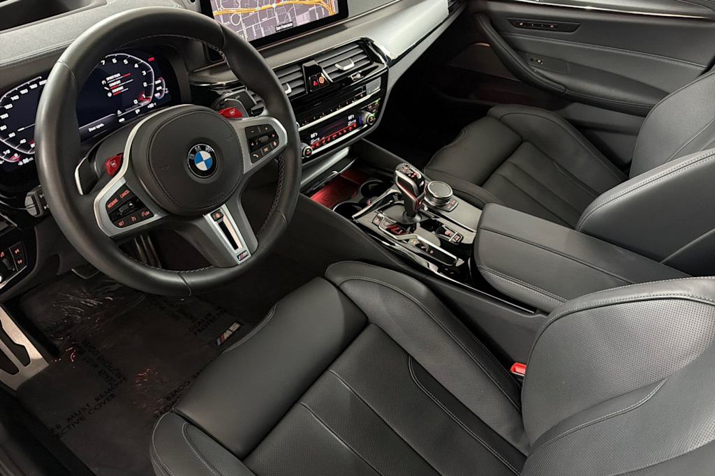 Thumbnail: 2023 BMW M5 - 9