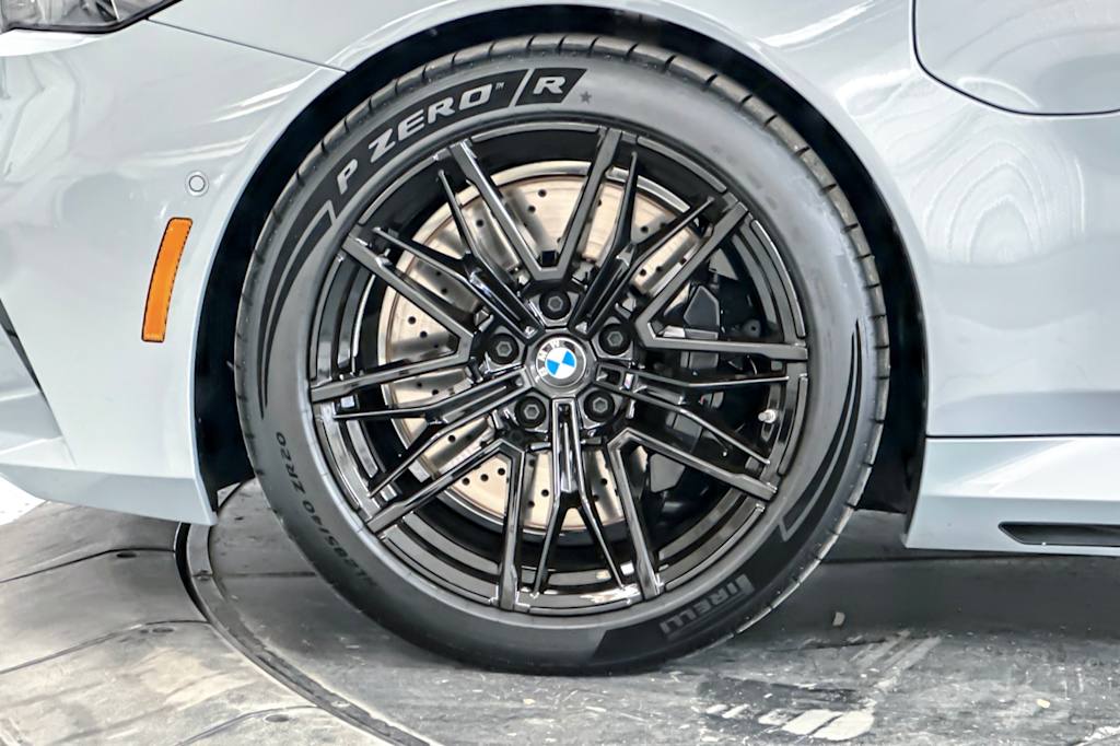 Thumbnail: 2025 BMW M5 - 8