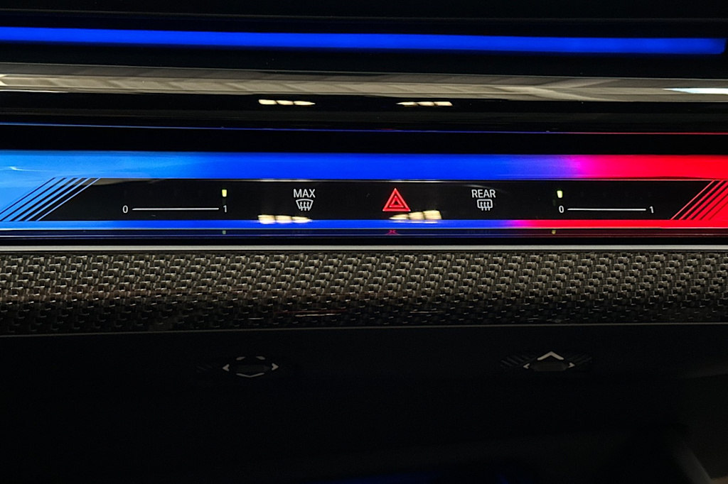 Thumbnail: 2025 BMW M5 - 7