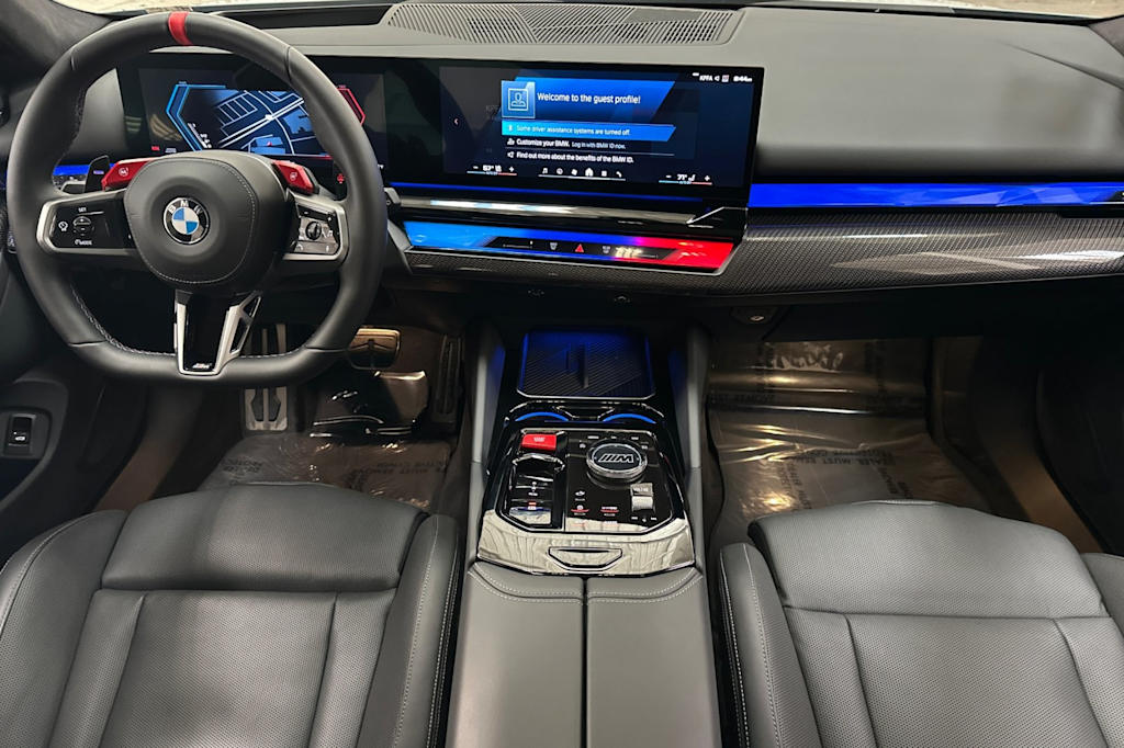 Thumbnail: 2025 BMW M5 - 2