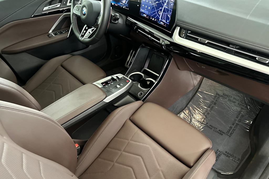 Thumbnail: 2024 BMW X1 - 12