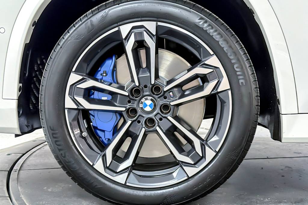 Thumbnail: 2024 BMW X1 - 8