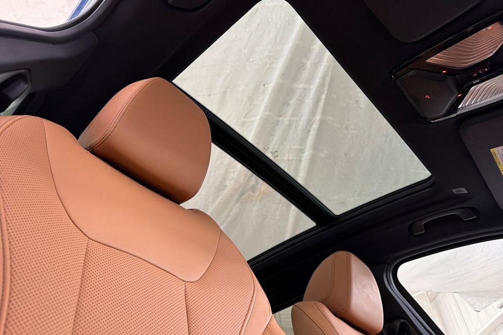 Thumbnail: 2024 BMW X3 - 23