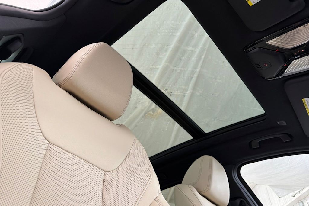 Thumbnail: 2023 BMW X3 - 24