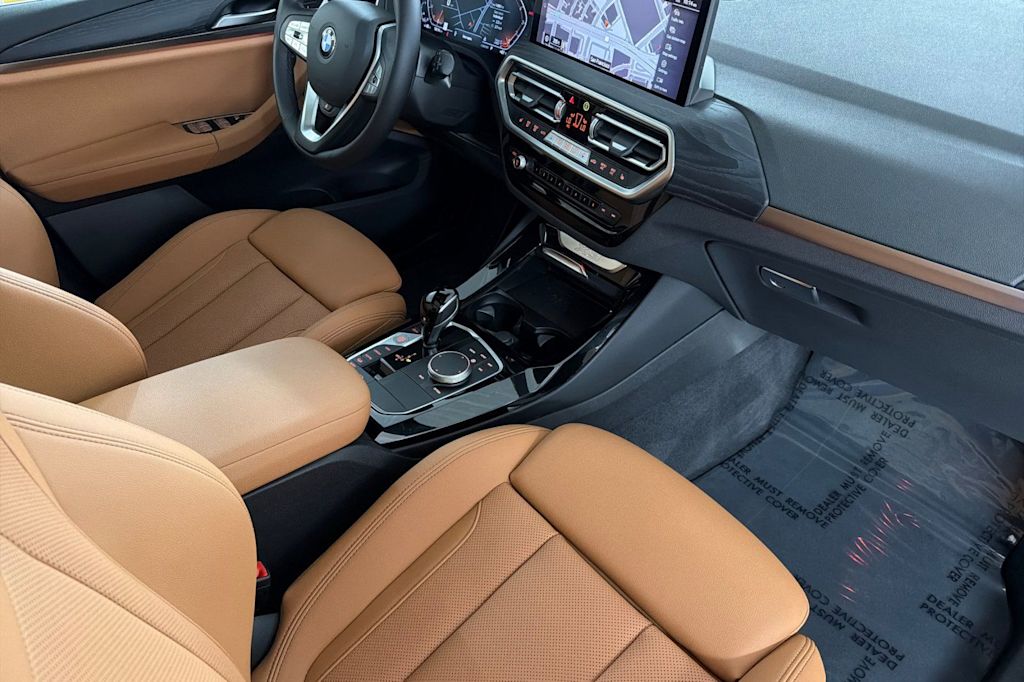 Thumbnail: 2024 BMW X3 - 12
