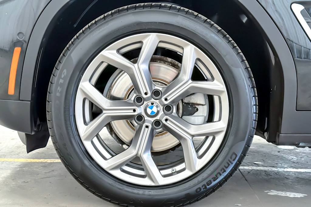Thumbnail: 2023 BMW X3 - 8