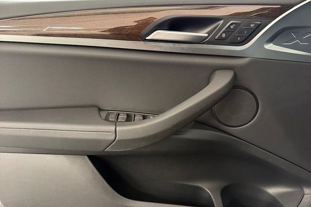 Thumbnail: 2023 BMW X3 - 21