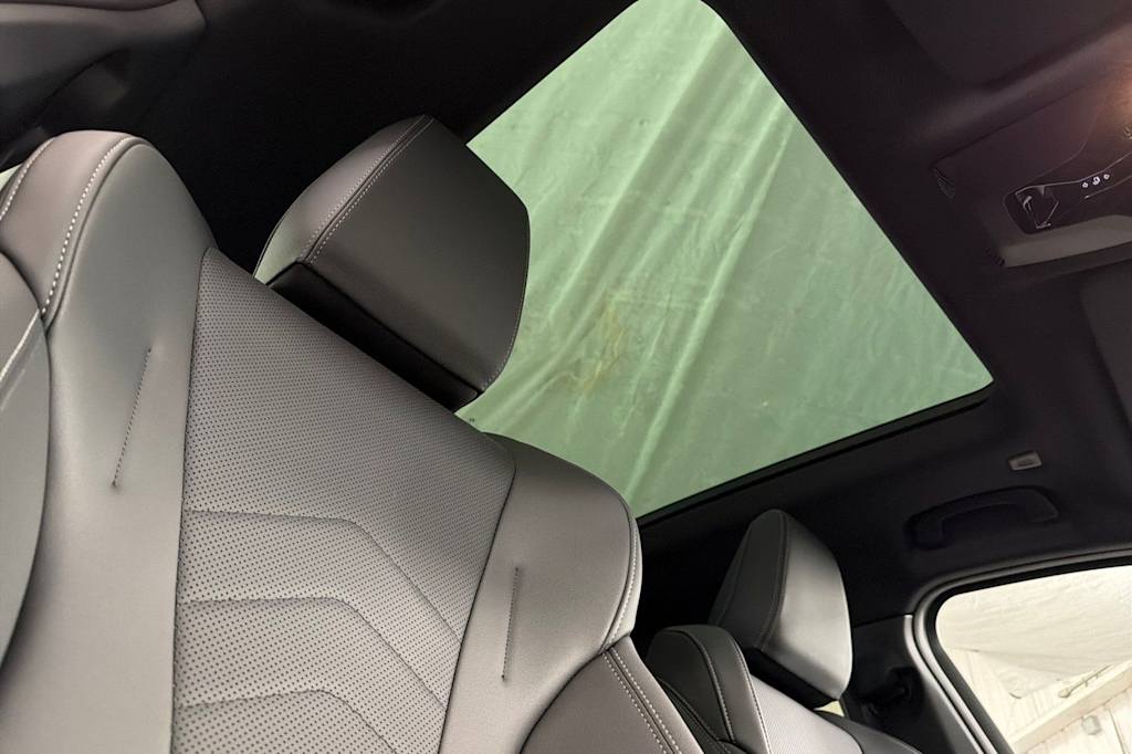 Thumbnail: 2025 BMW X2 - 23