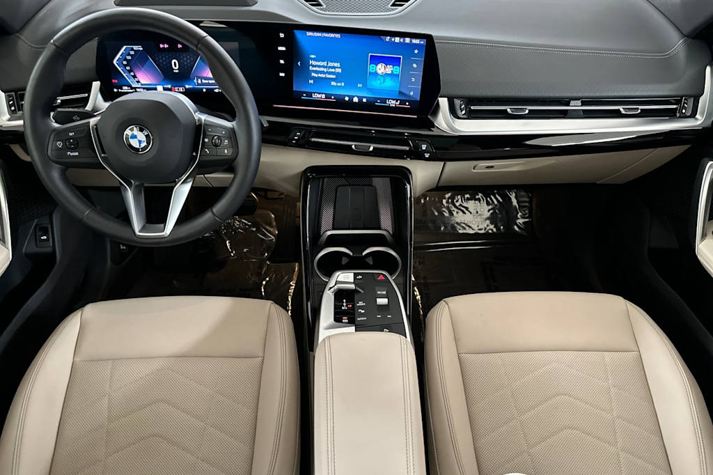 Thumbnail: 2025 BMW X2 - 2