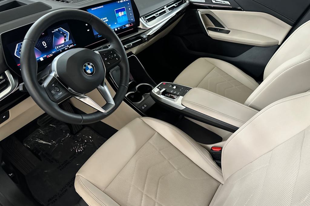 Thumbnail: 2025 BMW X2 - 8