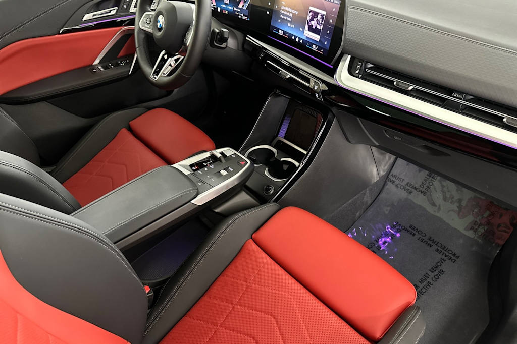 Thumbnail: 2025 BMW X2 - 12