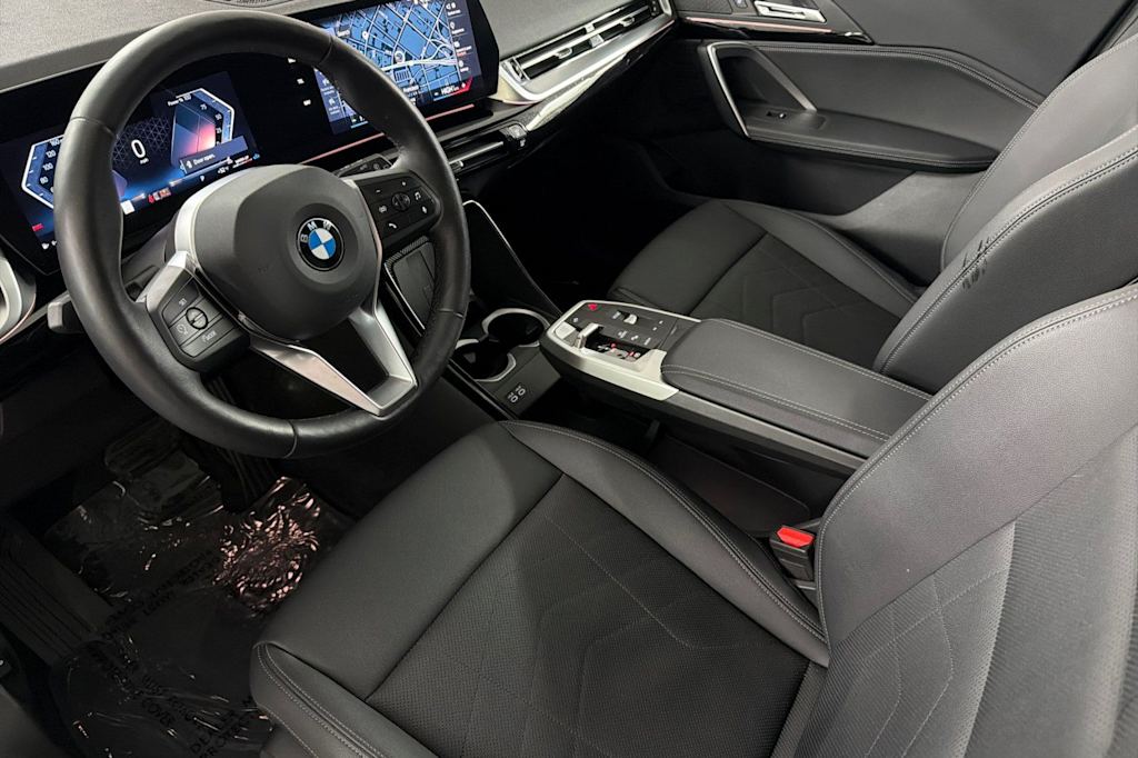 Thumbnail: 2023 BMW X1 - 10