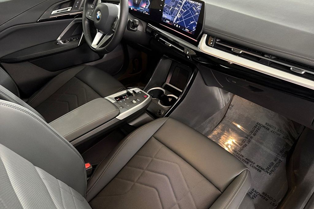 Thumbnail: 2026 BMW X1 - 12