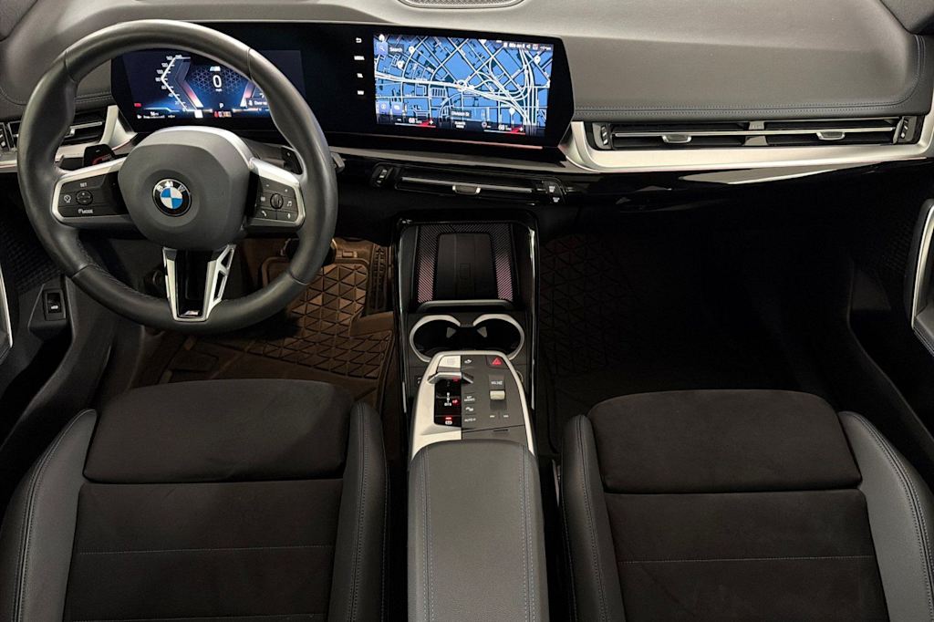 Thumbnail: 2023 BMW X1 - 2