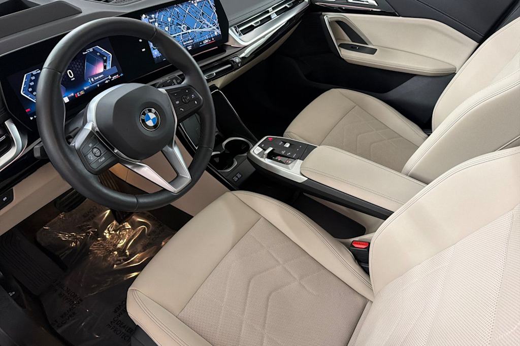 Thumbnail: 2023 BMW X1 - 9