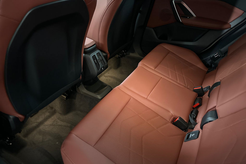 Thumbnail: 2026 BMW X1 - 11