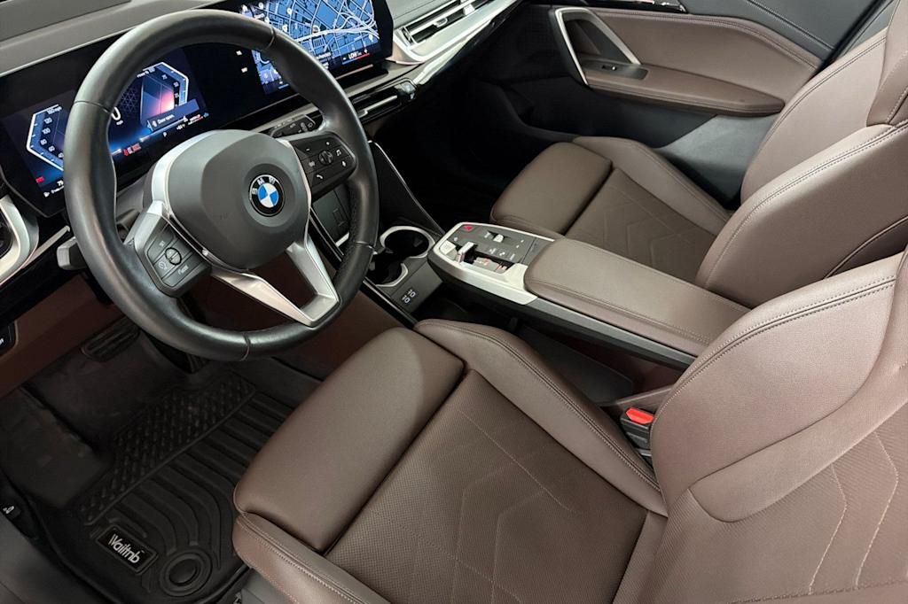 Thumbnail: 2023 BMW X1 - 10