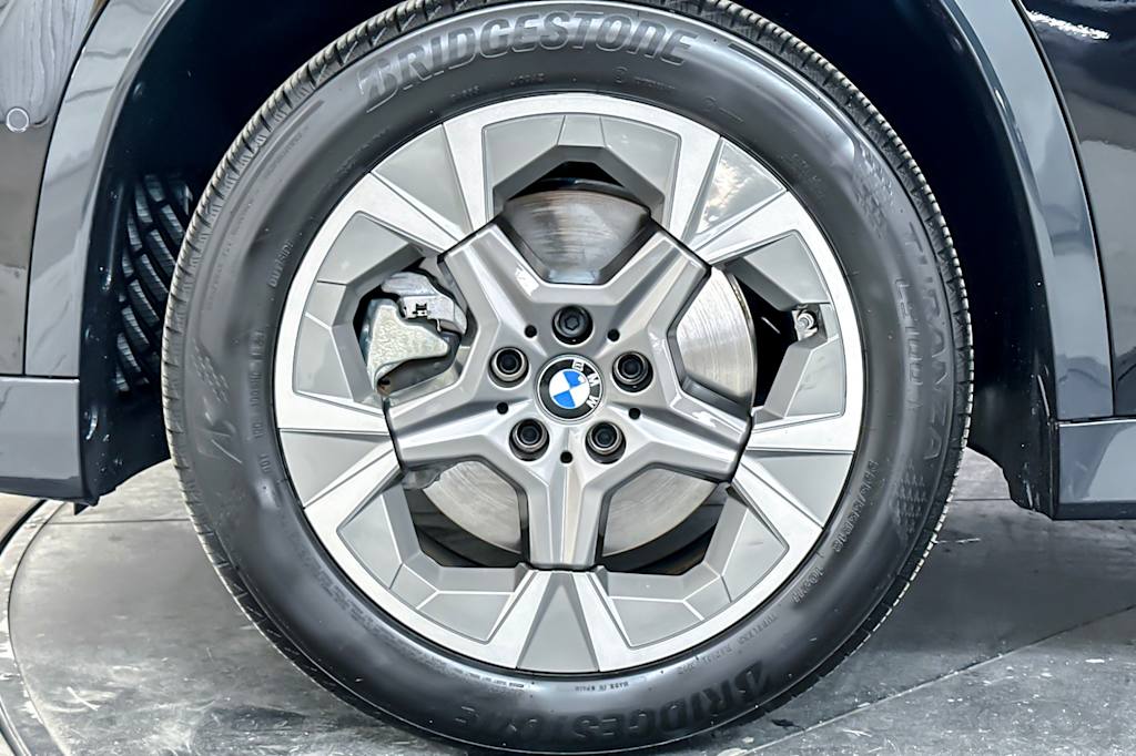 2024 BMW X1 xDrive28i 8
