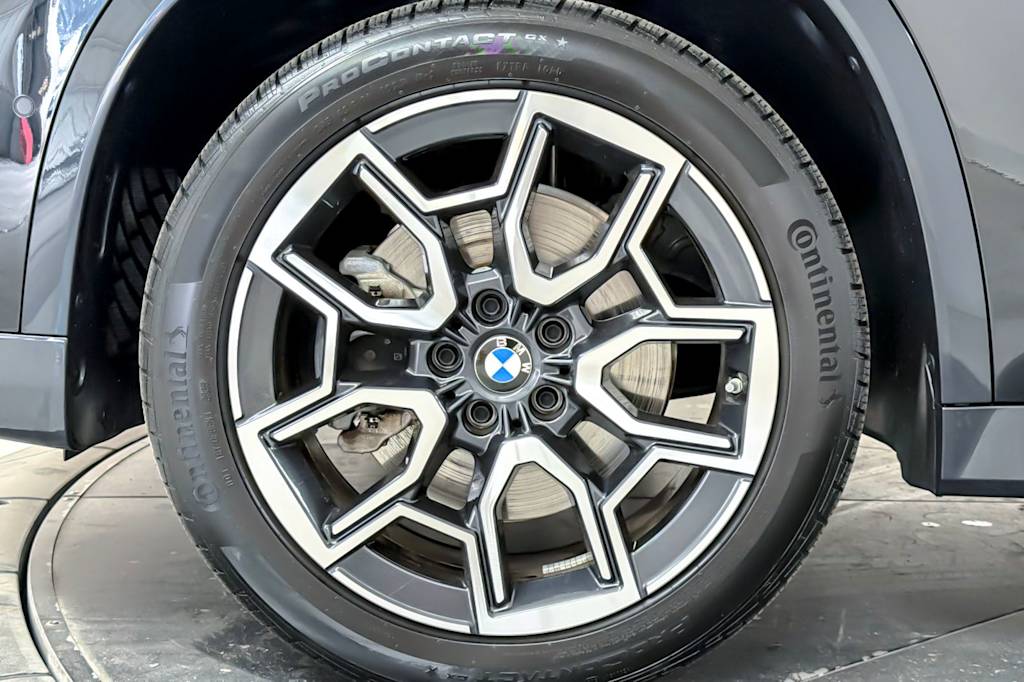 Thumbnail: 2026 BMW X1 - 8