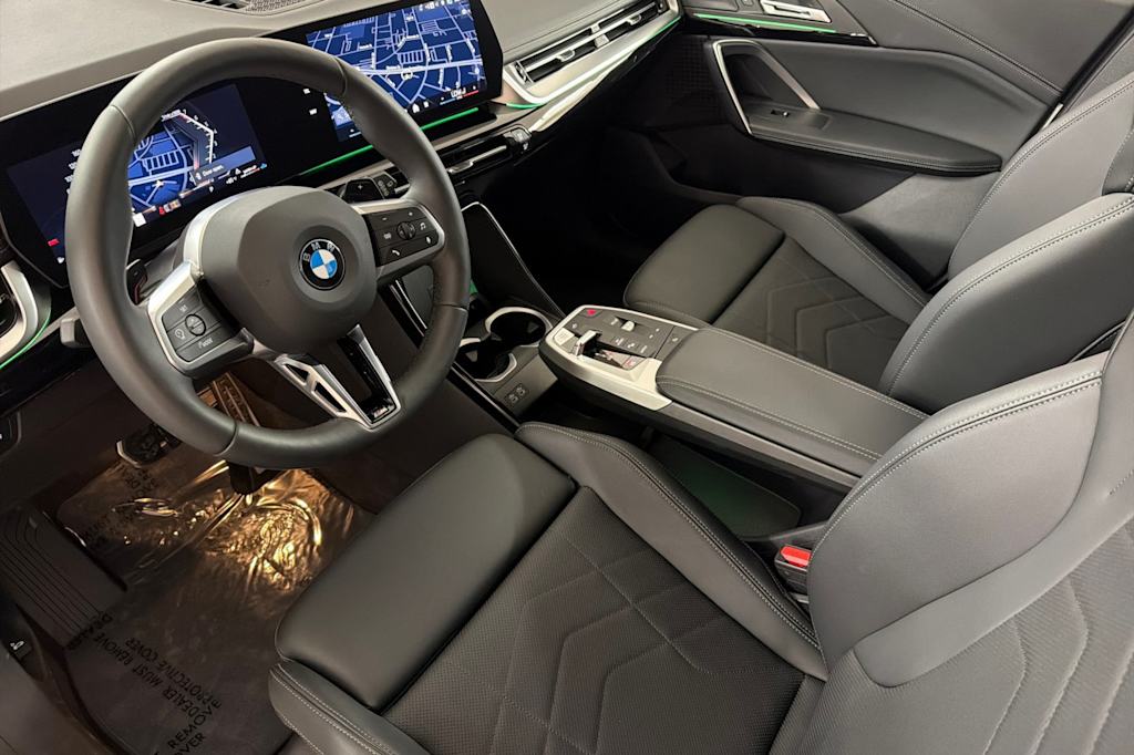 Thumbnail: 2026 BMW X1 - 10