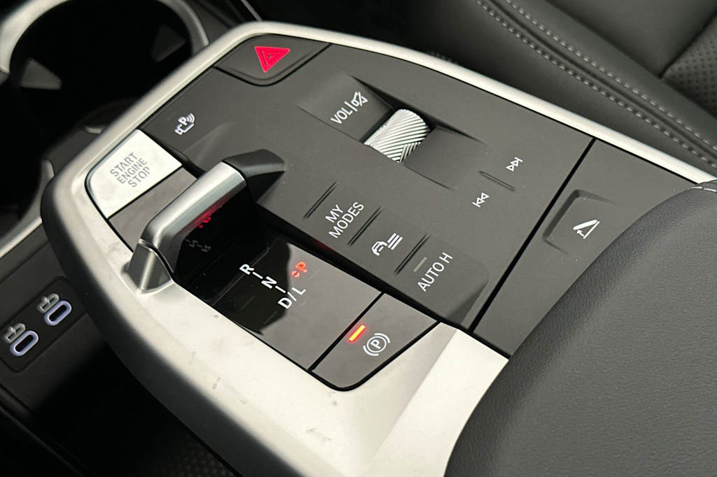 Thumbnail: 2025 BMW X1 - 14