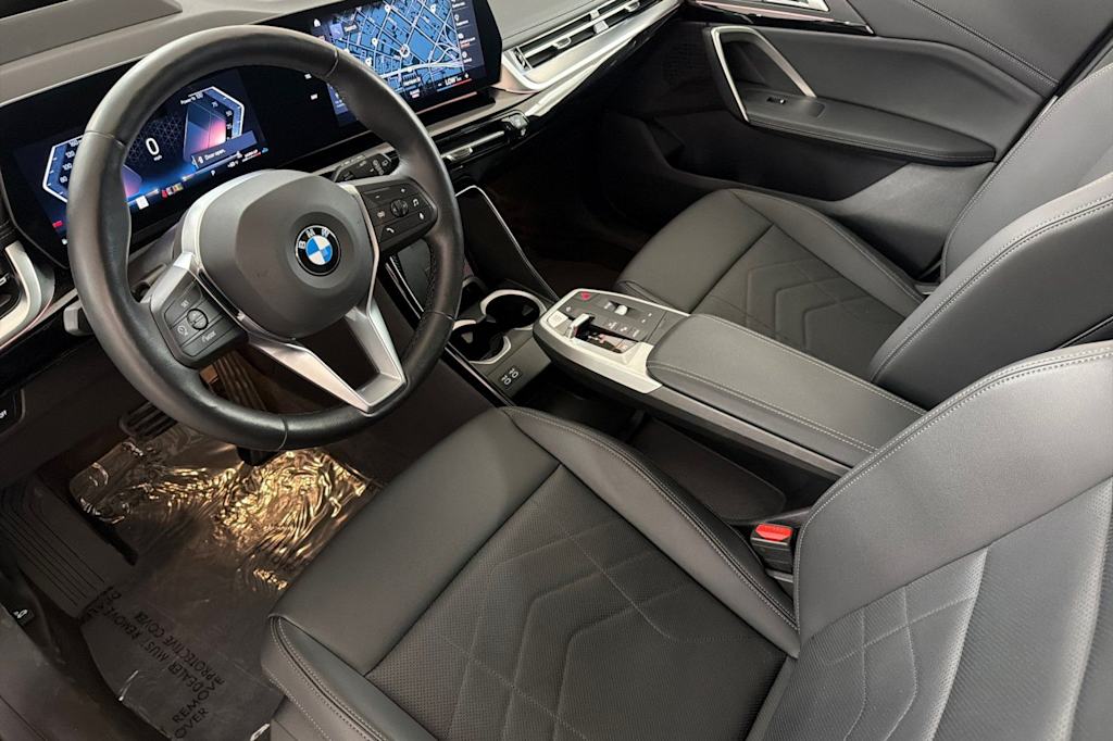 Thumbnail: 2023 BMW X1 - 10