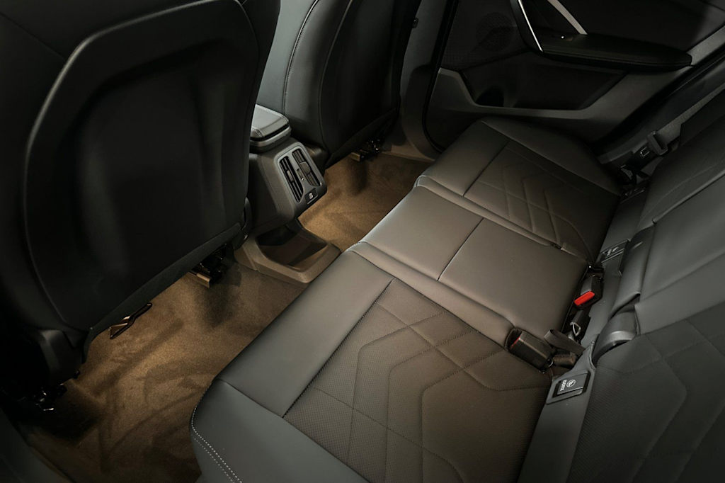Thumbnail: 2026 BMW X1 - 11