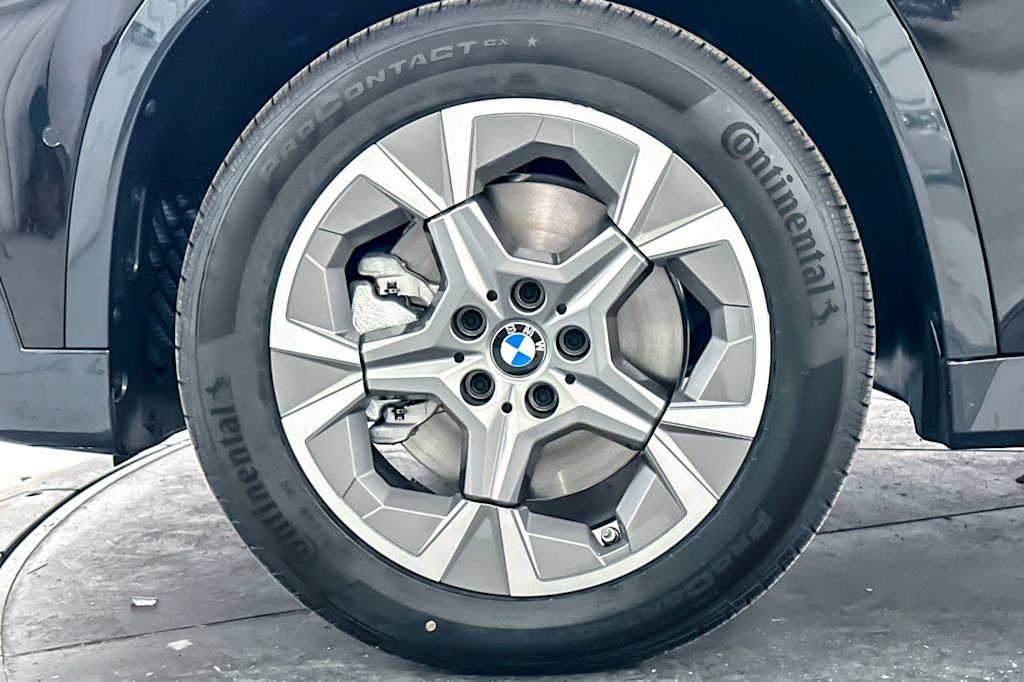 Thumbnail: 2026 BMW X1 - 8