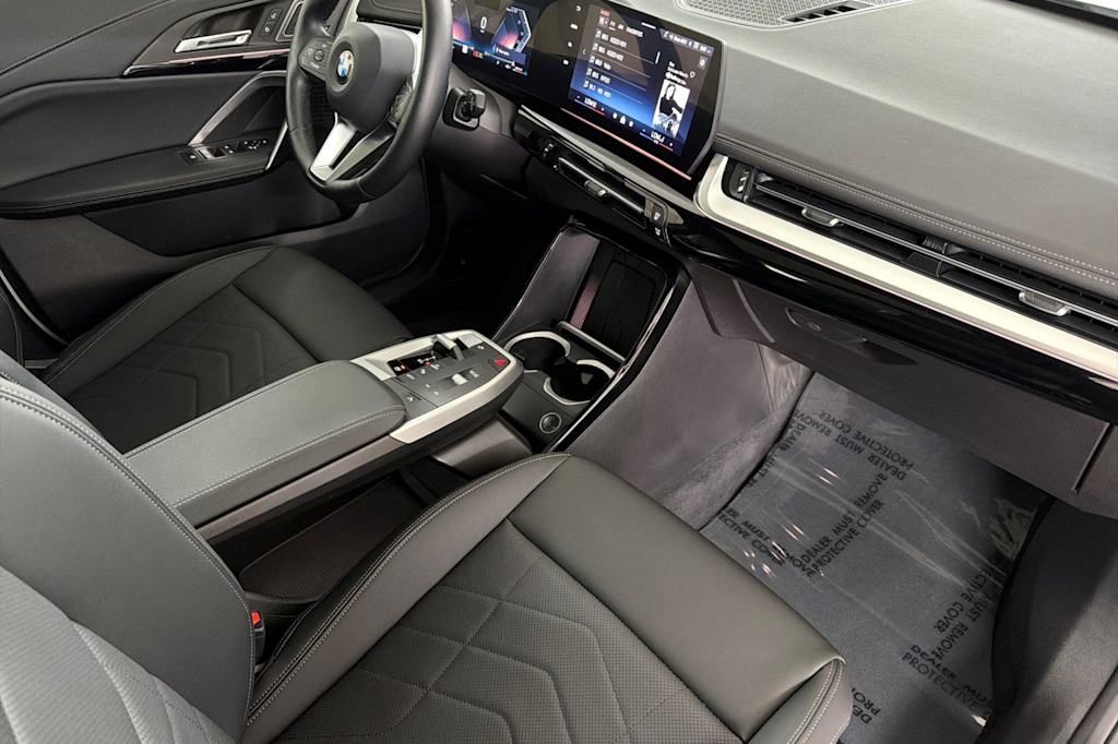 Thumbnail: 2026 BMW X1 - 12