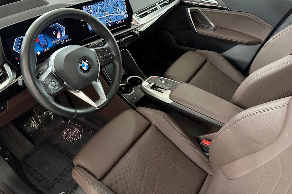 Thumbnail: 2023 BMW X1 - 10