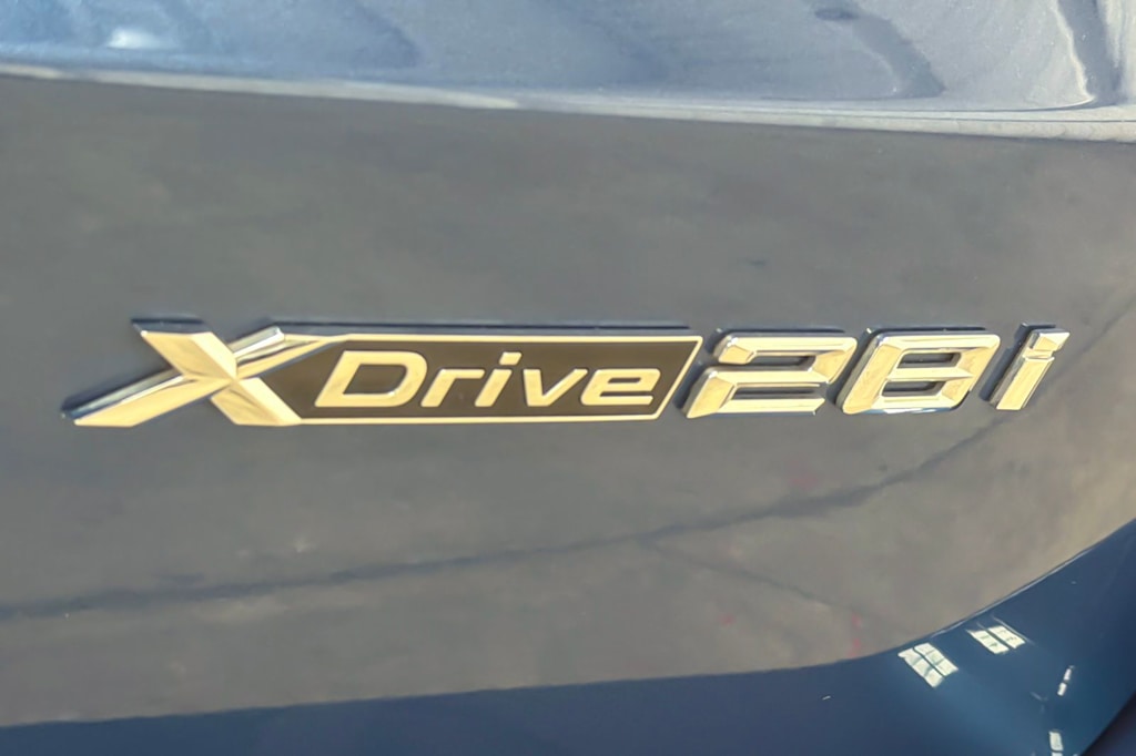 Thumbnail: 2023 BMW X1 - 7