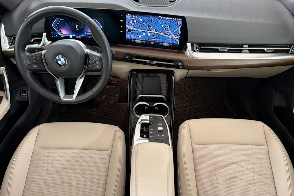 Thumbnail: 2023 BMW X1 - 2