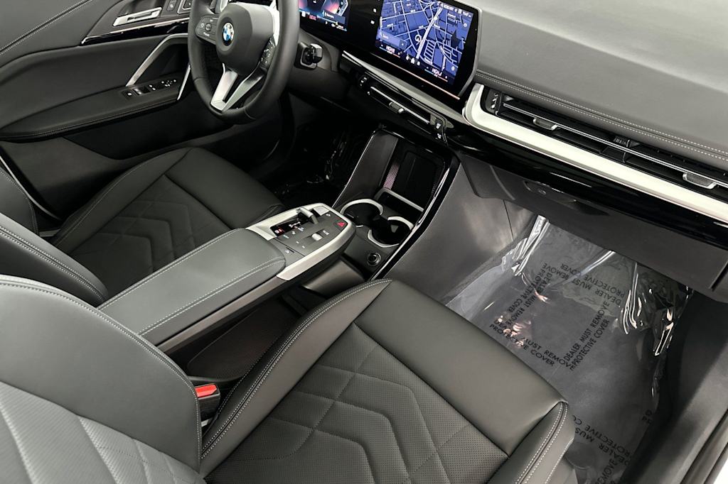 Thumbnail: 2026 BMW X1 - 12