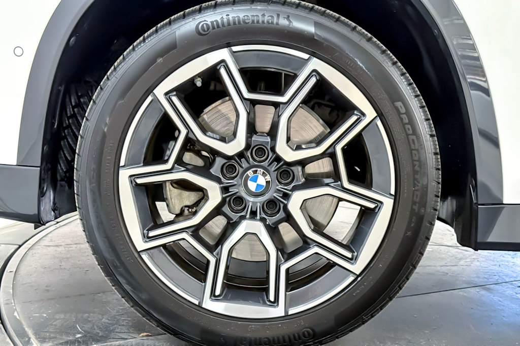Thumbnail: 2026 BMW X1 - 8