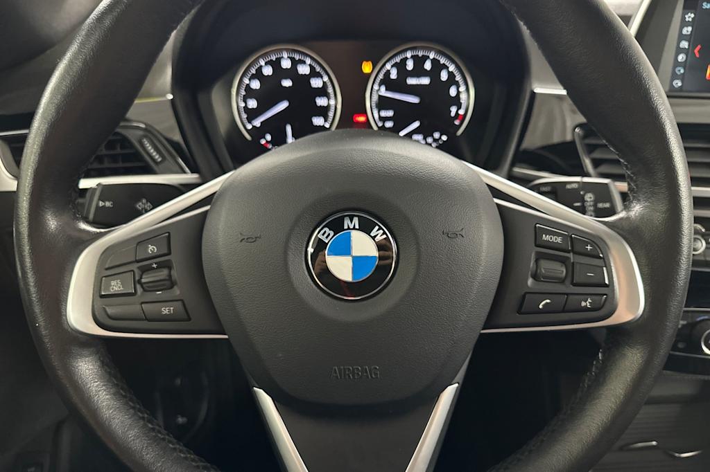 Thumbnail: 2018 BMW X1 - 26