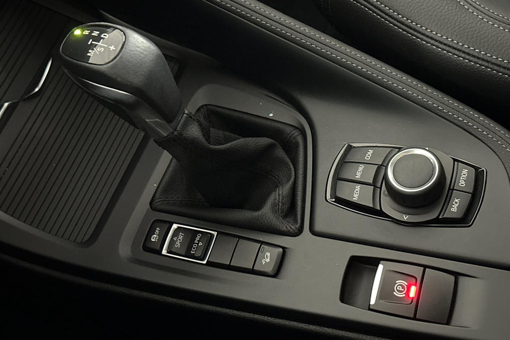 Thumbnail: 2018 BMW X1 - 14