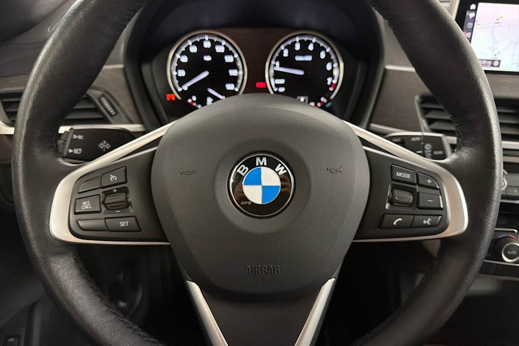 Thumbnail: 2022 BMW X1 - 27