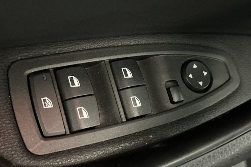 Thumbnail: 2019 BMW X2 - 22