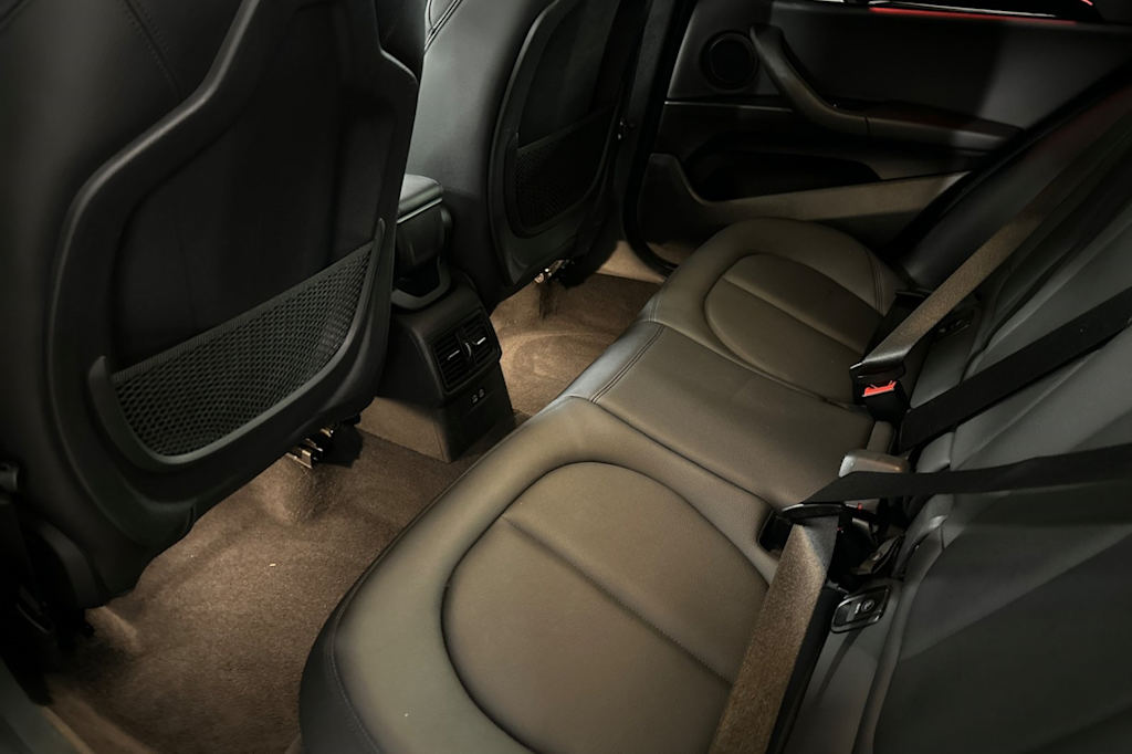 Thumbnail: 2019 BMW X2 - 10