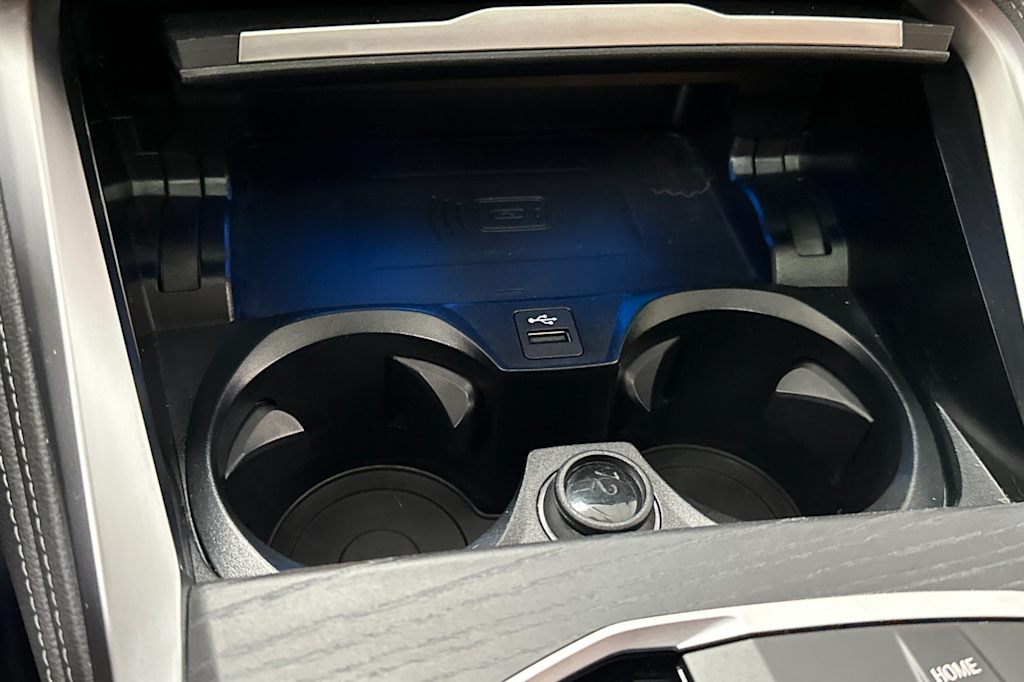 Thumbnail: 2025 BMW i4 - 29