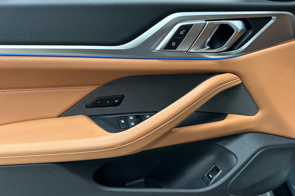 Thumbnail: 2025 BMW i4 - 22