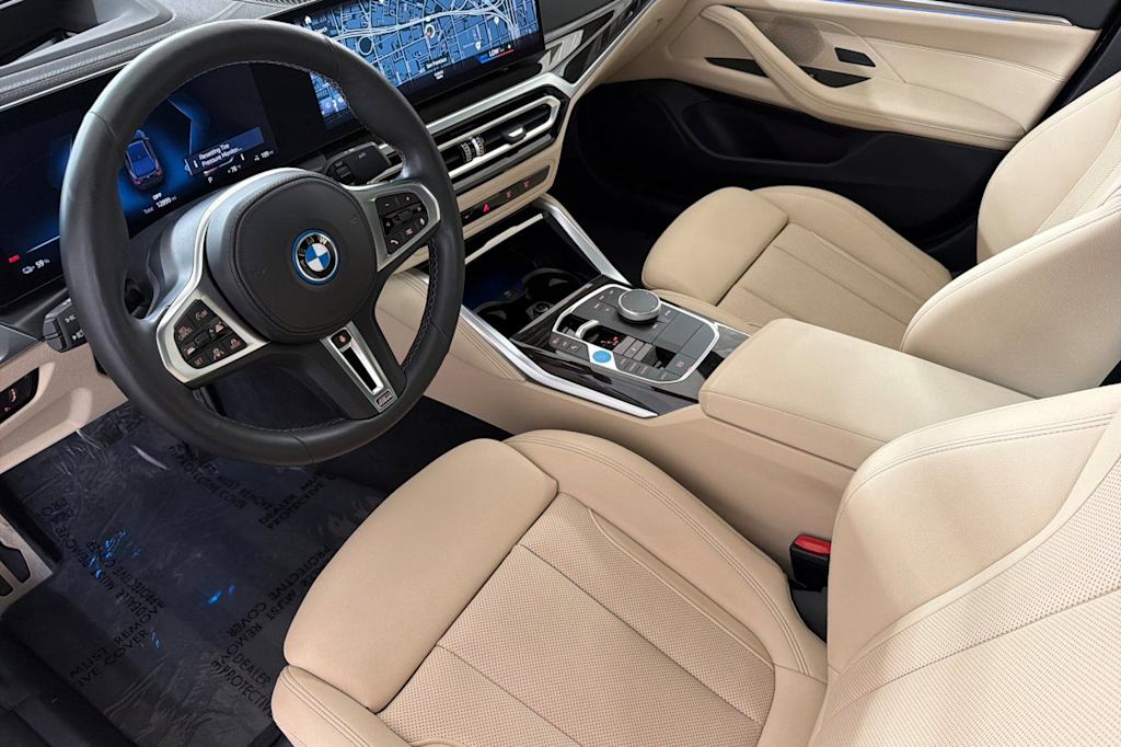 Thumbnail: 2023 BMW i4 - 9