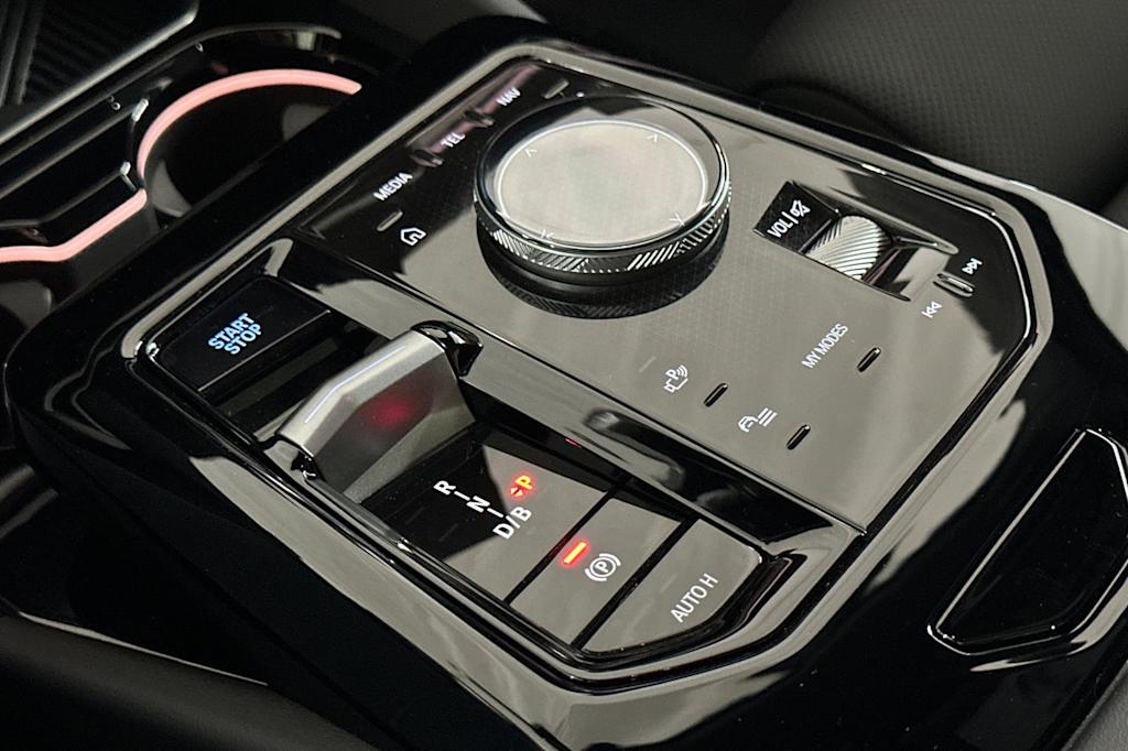 2024 BMW i5 eDrive40 13