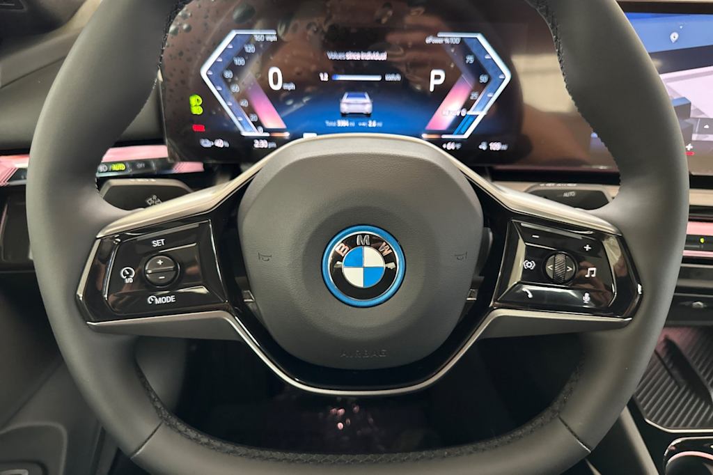 2024 BMW i5 eDrive40 26