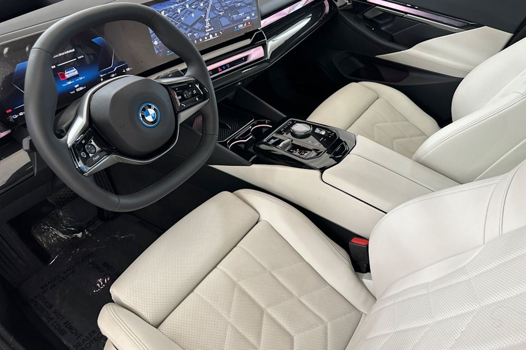 2024 BMW i5 eDrive40 8