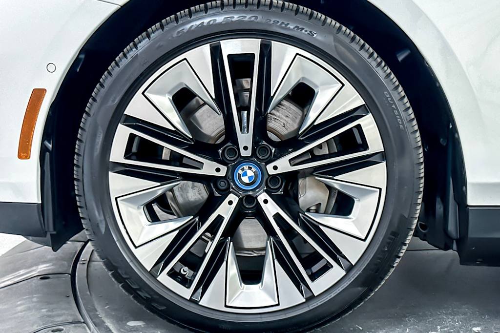 2024 BMW i5 eDrive40 7